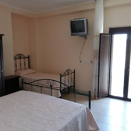 Πανσιόν La Mortella 3*