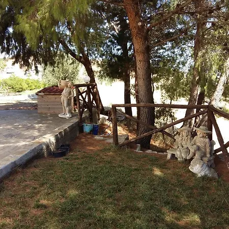 Πανσιόν La Mortella 3*