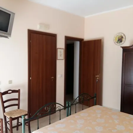 La Mortella Πανσιόν 3*